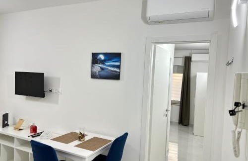 Your Home, easy walk to the beach - Foto 27