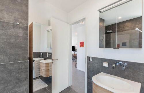 Modern, Cityview, Penthouse Yiwoo - Photo 22