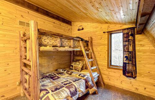 12 Mi to Downtown Hot Tub, Fire Pit Game Room! - Foto 16