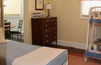 The Mountain House - An Oasis in Town! Summer Sleeps 10! - Foto 10