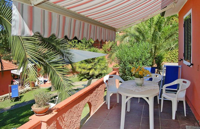 Apartment in Capoliveri Near Sandy Beaches - Foto 9