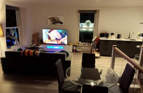 Glorious Duplex Holiday Apartment By The Sea - Photo 19