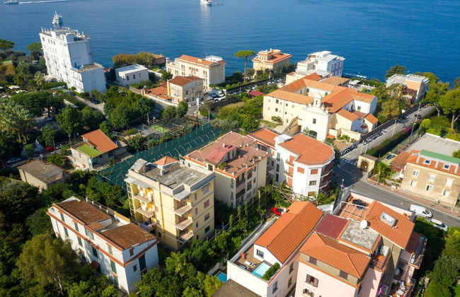 Luxury Apartment with Penthouse and Pool - Photo 67