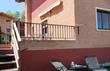 Casa con gran jardín y barbacoa "Los Olivos" Cerca de Logroño familias y grupos - Foto 4