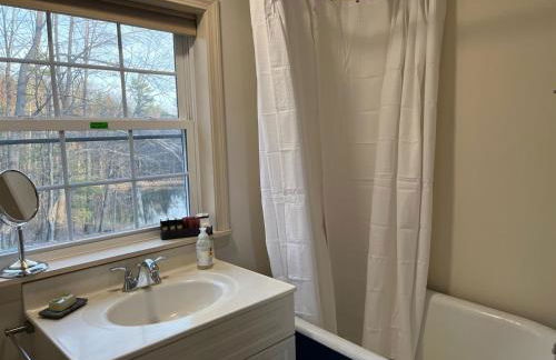 Not-so-tiny, Tranquil, Pond front Bungalow - Foto 33