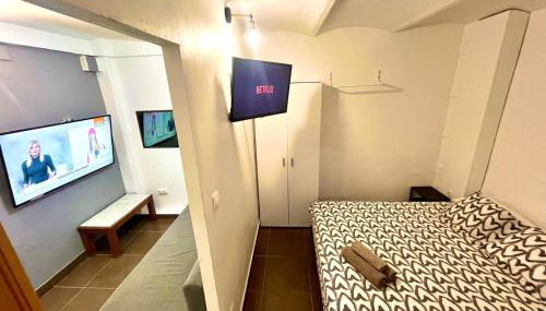 B3 planta baja al lado del metro - Foto 1