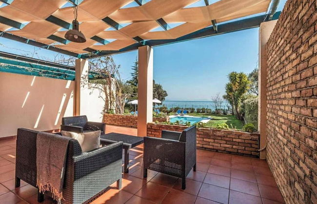 Villa Barbati Beachfront - Photo 5