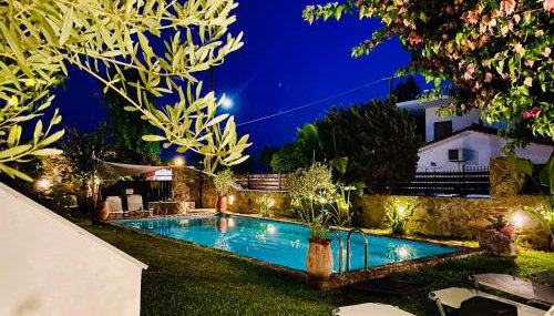 Dimitra's Maisonette at Rafaella Resort - Foto 1