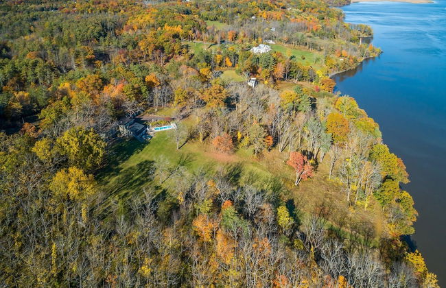 Shakespeare on the Hudson by Avantstay Two Home Buyout on the Hudson River! 22 Bedrooms! - Foto 47