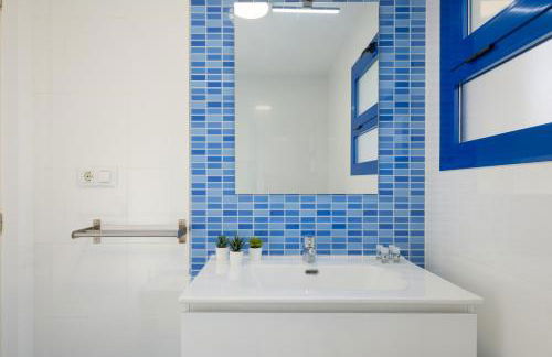 SEAFRONT - Pedregalejo Beach - Photo 2