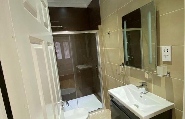 Charming 2-bed Apartment in Wolverhampton - Foto 11