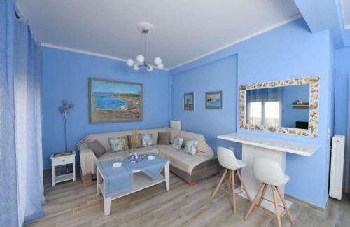 Blue Cozy Home in Kyparissia, Fully Equipped Nest - Photo 3