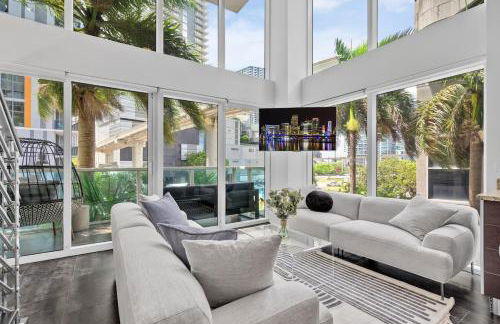 Urban Oasis 2BR Loft Residence in Brickell - Foto 35