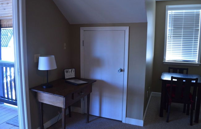 5 BR House Lake Retreat w/ Hot Tub, Sleeps 12 - Foto 10