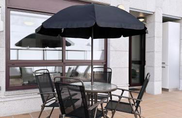 Estudio céntrico 2 con terraza y parking privado - Foto 6