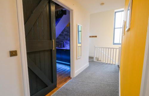 The Eden Warehouse - Gold Apartment, sleeps 6 - Foto 18