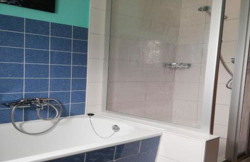 Cozy Apartment with Private Garden in Nisterau - Foto 18