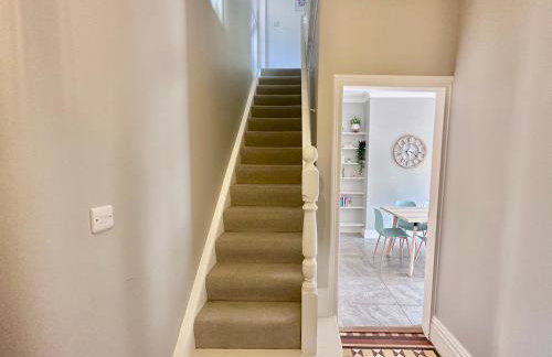 Montrose House - Photo 39