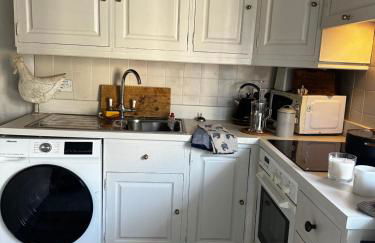 Smugglers Cottage Barn Conversion AONB with Pool & Jacuzzi - Foto 9