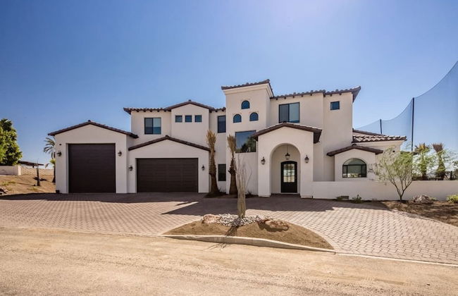 Vanderpump Rules Lake Havasu Luxury Villa w Pool - Photo 2