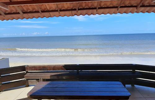 Casa à beira-mar, piscina - Foto 15