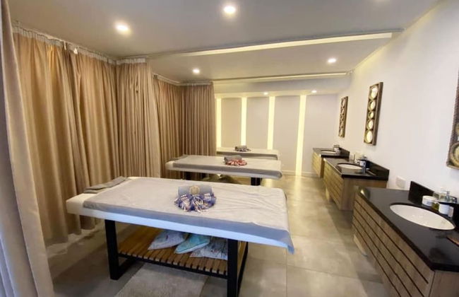 Elegant Two-bedroom Apartment in Upscale Surroundings - Foto 34