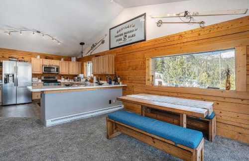 Cozy Mountain Cabin with Stunning Views - Foto 12