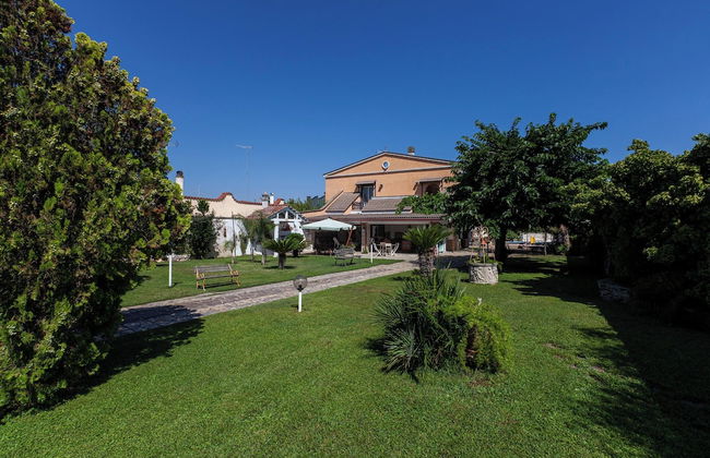 Villa Erika with private pool and garden - Foto 37