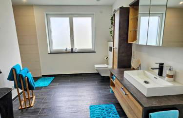 Großzügige Moderne Ferienwohnung 90qm Zentrale ruhige Lage - Foto 14