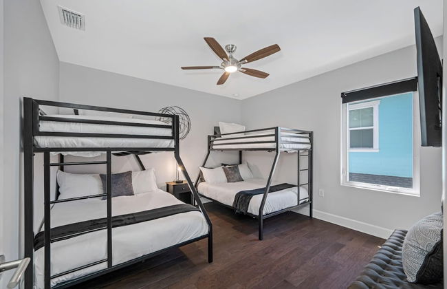 Luxury Tampa Home w/ Pool, Jacuzzi & Amenities - Foto 10