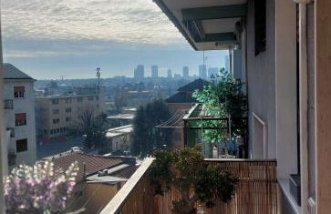 Milan Panoramic Top Floor Flat - Photo 1
