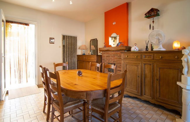 Charming Holiday Home in Houyet Near Forest - Foto 24