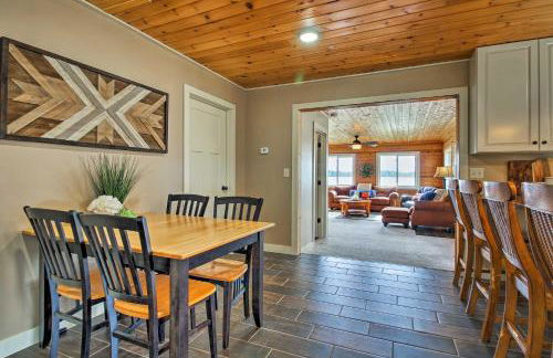 Lakefront Solon Springs Cabin with Private Dock! - Foto 8