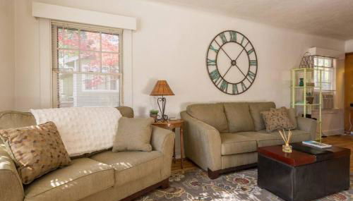 Colonial Cottage Getaway - Foto 3