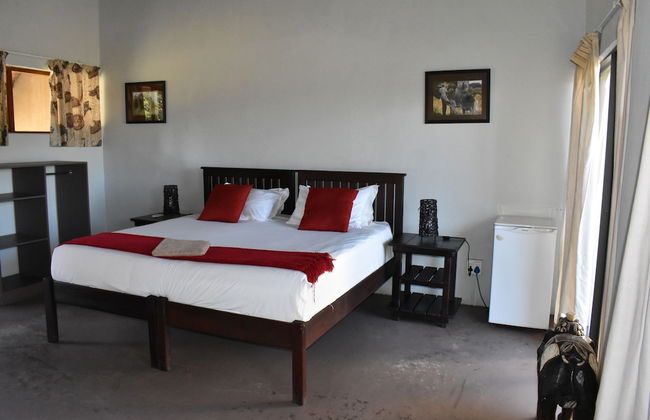 Amorello Safari Park - Photo 15