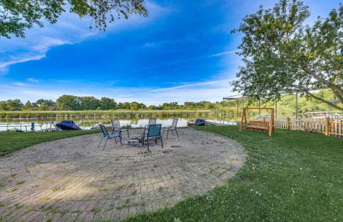Lakefront Antioch Home Dock, Kayaks, Game Room! - Foto 23