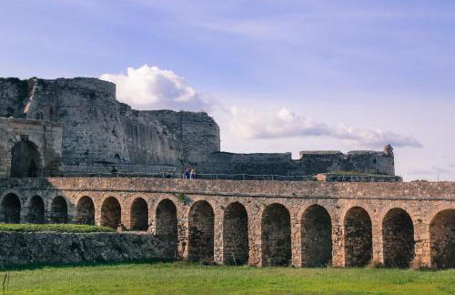 Eleni Suites Methoni - Photo 40