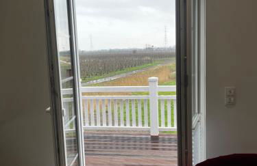 Muggelhuus das Loft mit Elbdeichblick im Alten Land und mit Wallbox - Photo 9