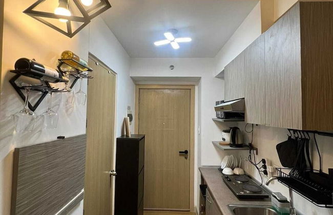 H&H @ Grace Residences - Photo 13