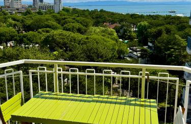 Apartment with stunning sea view - Wi-Fi, free parking, large terrace and comfort - Foto 1