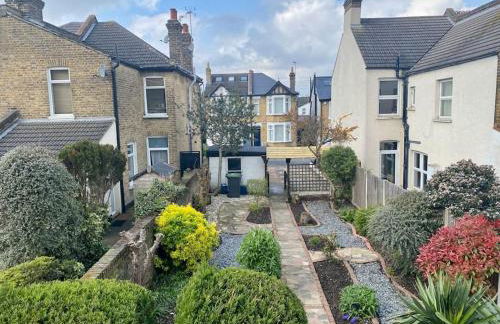 Charming Seaside Cottage in Leigh-on-Sea - Foto 9