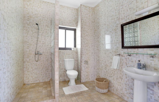 Dar and Douce - Photo 25