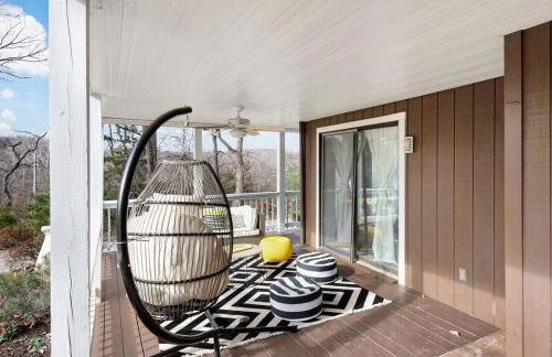 Hillside vacation next to Overland Park Kansas nature trail grill and fun - Foto 20