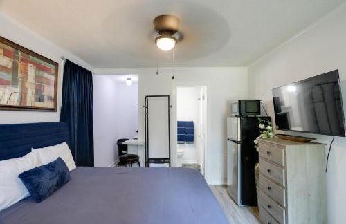 Less Than 1 Mi to Dtwn Updated Studio in North Greenwood! - Foto 2