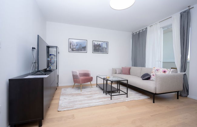 Billie Holiday apartment with balcony - Photo 24