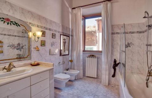 3 Bedroom Lovely Apartment In Canino - Foto 21