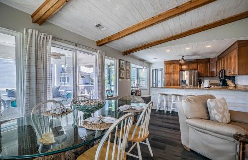 NEW - Walking distance to POOLS and BEACH - Foto 13