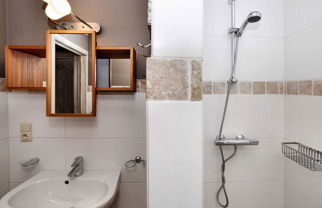 Cozy, Authentic and Quiet House - Photo 21