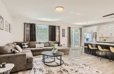 Wonderful 4BD House Private Pool & Near Disney - Foto 15