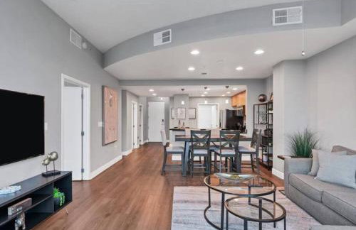 Luxury 1260sq ft 2 Bd 2BTH in DT - Foto 41